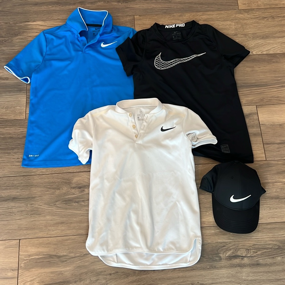Nike golf bundle. 2 medium shirts, one small and gold hat all drifit gentle worn